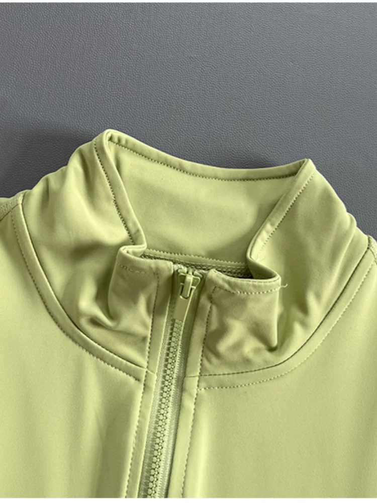 Quick Dry Stand Collar Sleeveless Zipper Sports Crop Top Fitness Vest for Gym Running Exercise
